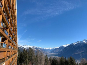 Mountain View Apartment with Parking & Fast WiFi Crans-Montana